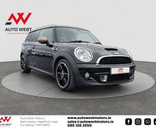 MINI CLUBMAN 2013