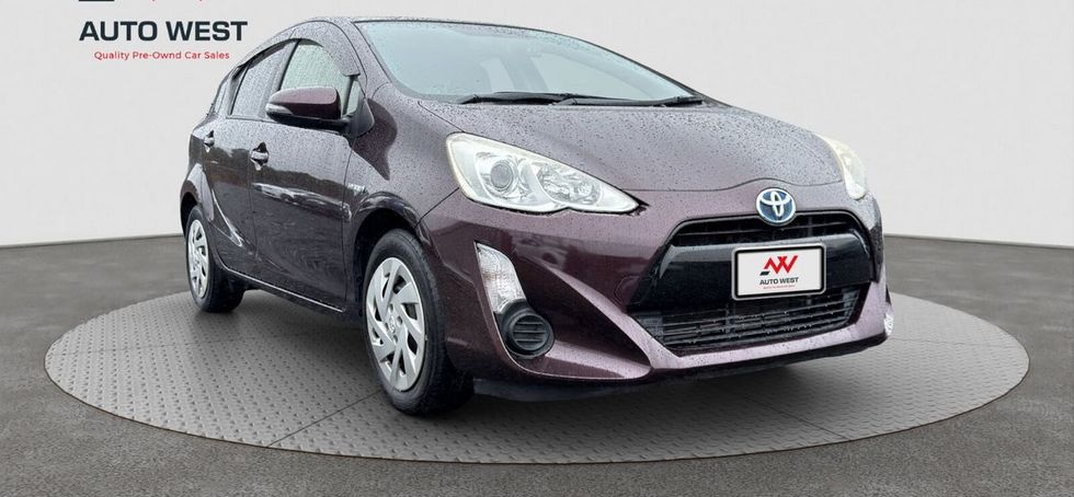 Toyota Aqua 2016
