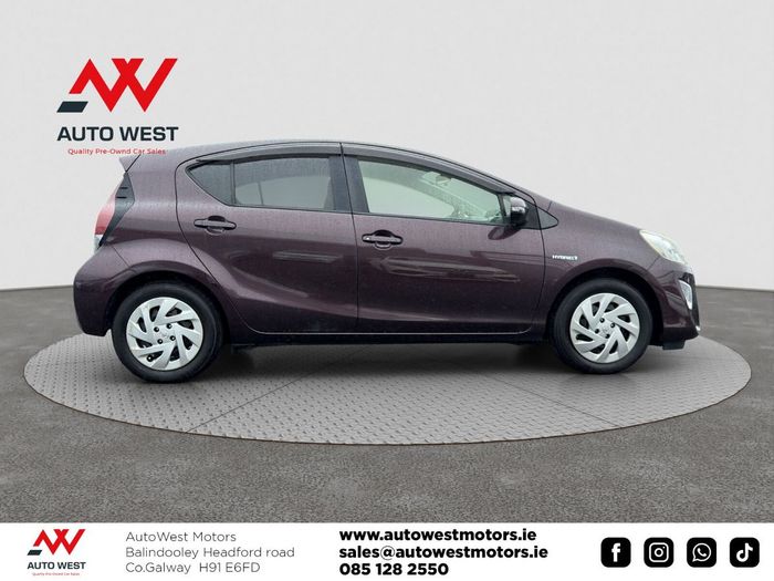 Toyota Aqua 2016