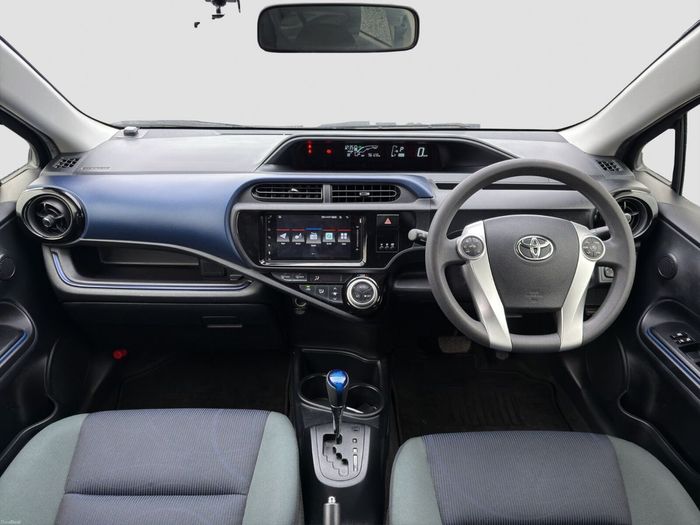 Toyota Aqua 2016