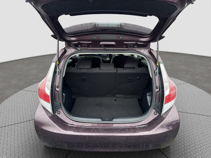 Toyota Aqua 2016