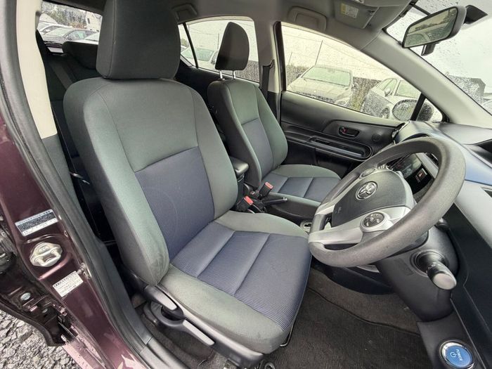 Toyota Aqua 2016