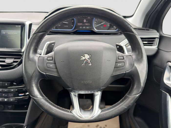 Peugeot 2008 2015
