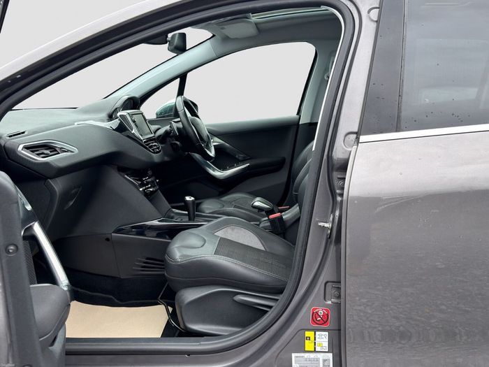 Peugeot 2008 2015