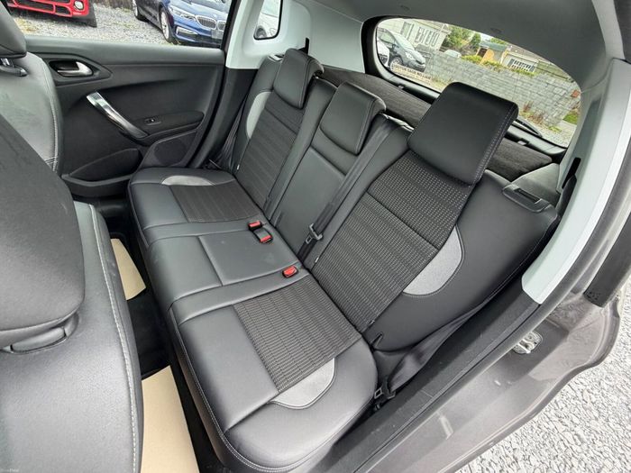 Peugeot 2008 2015