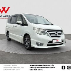 Nissan Serena 2014