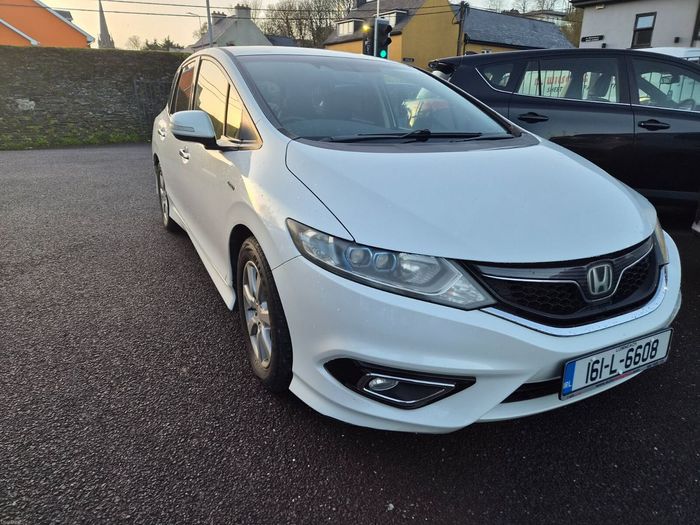 Honda Jade 2016