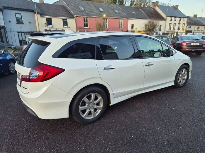 Honda Jade 2016