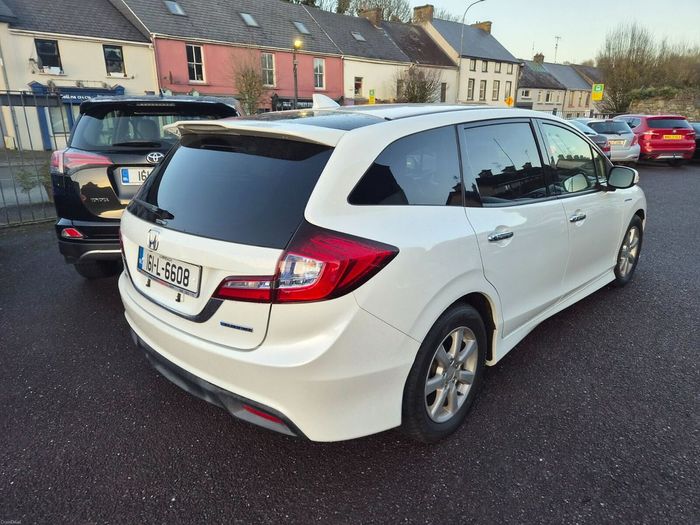 Honda Jade 2016