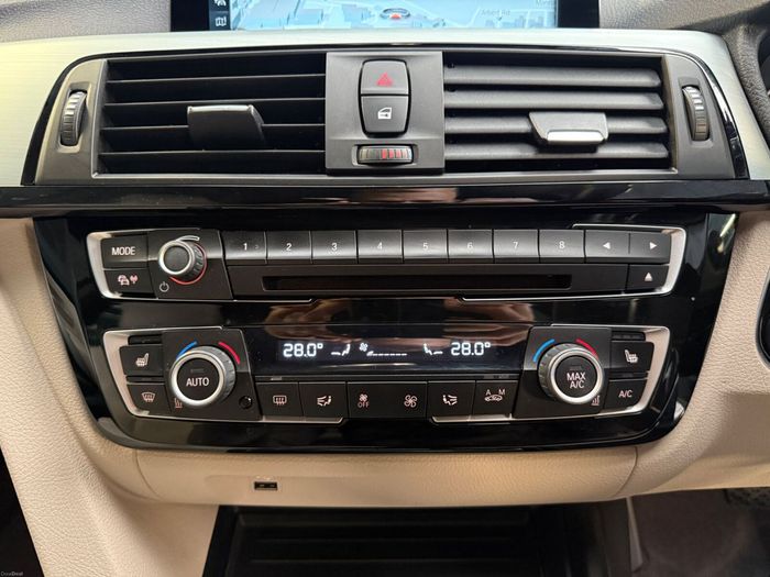 BMW 3 Series 2016