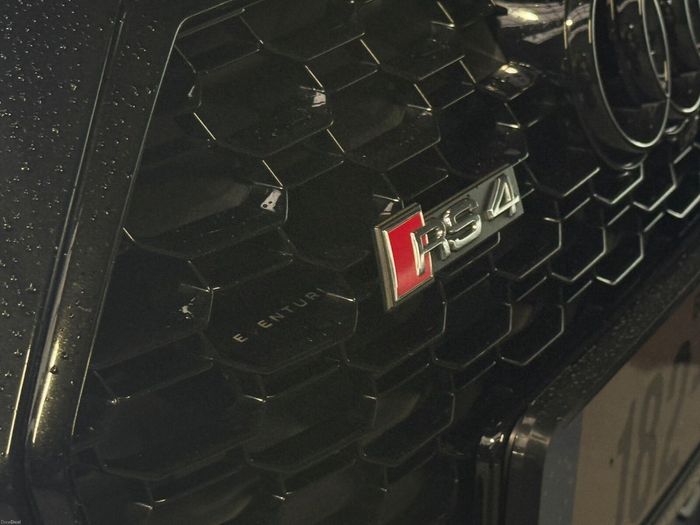 Audi RS4 2018