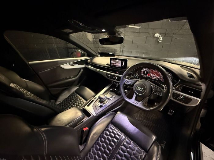 Audi RS4 2018