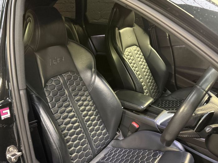 Audi RS4 2018