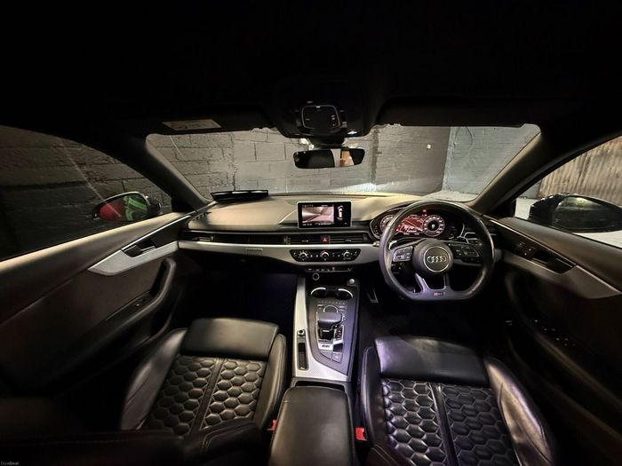 Audi RS4 2018