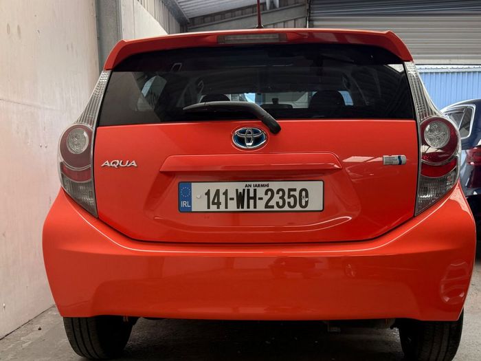 Toyota Aqua 2014