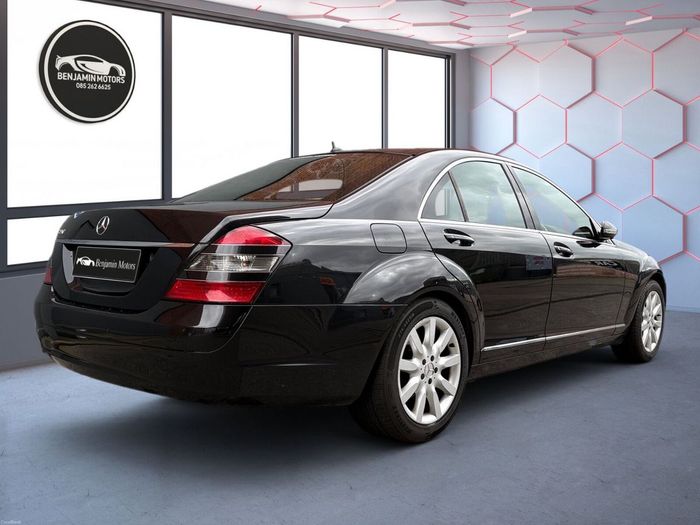 Mercedes-Benz S-Class 2008