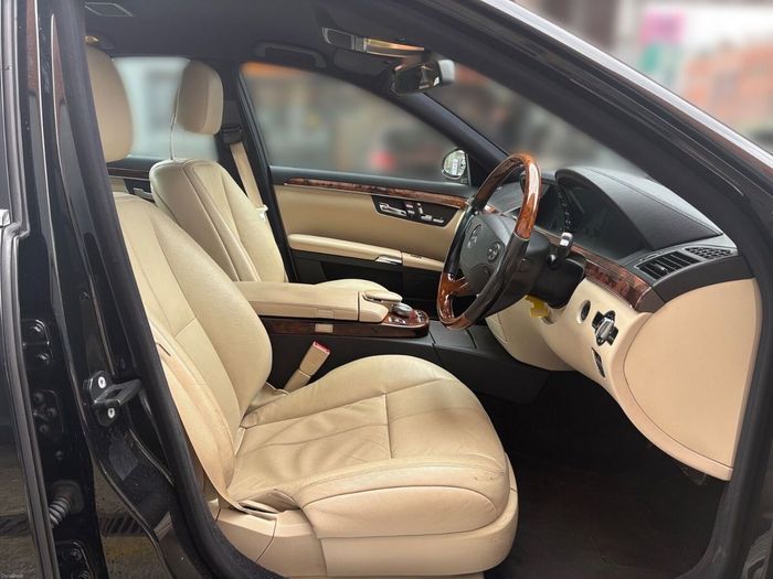 Mercedes-Benz S-Class 2008