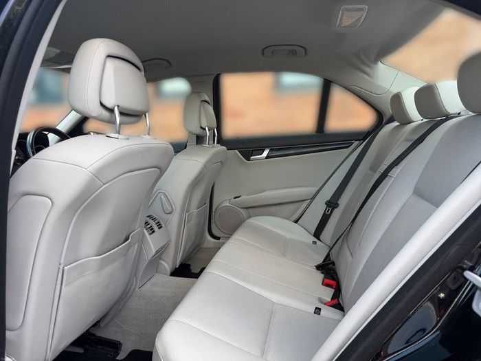 Mercedes-Benz C-Class 2012