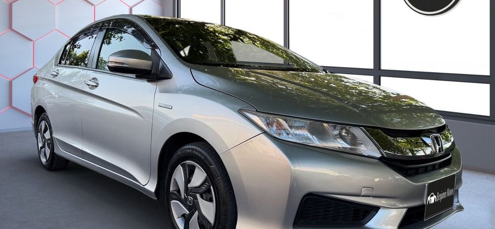 Honda Grace 2016