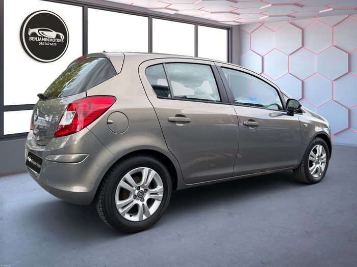 Opel Corsa 2012