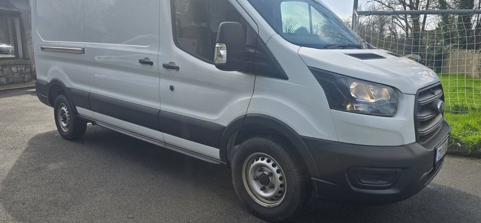 Ford Transit 2023