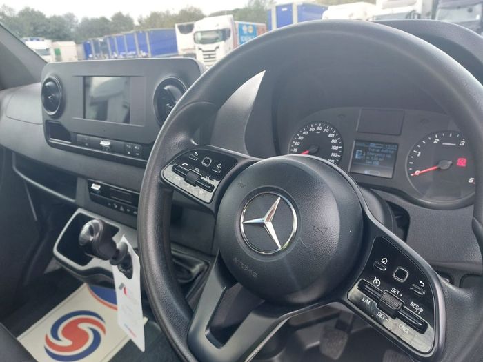 Mercedes-Benz Sprinter 2022