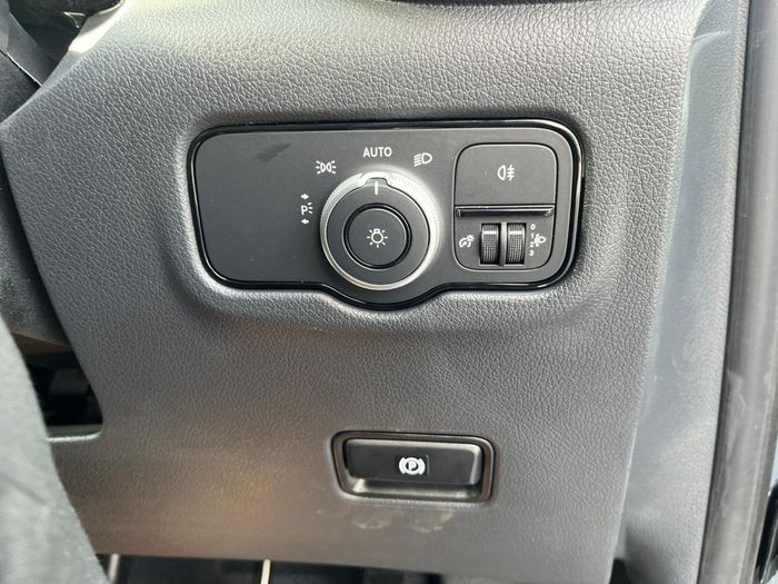 Mercedes-Benz Vito 2024