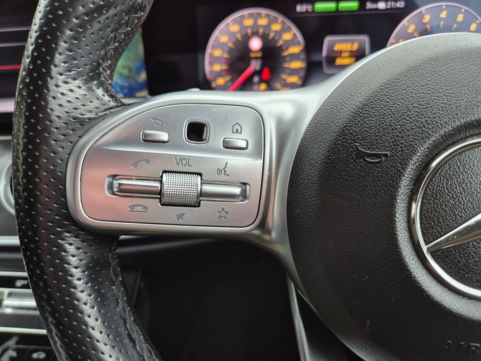 Mercedes-Benz E-Class 2020