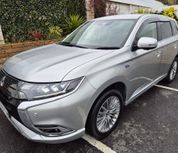 Mitsubishi Outlander 2021