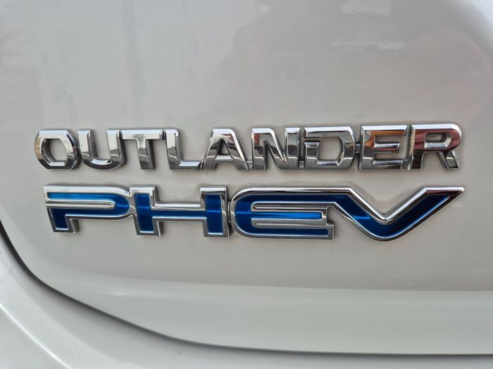 Mitsubishi Outlander 2021