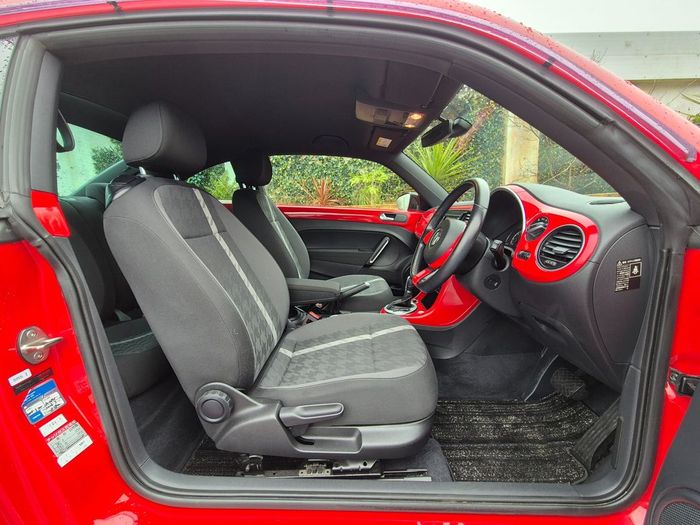 Volkswagen Beetle 2018