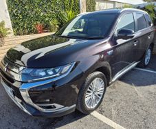 Mitsubishi Outlander 2021