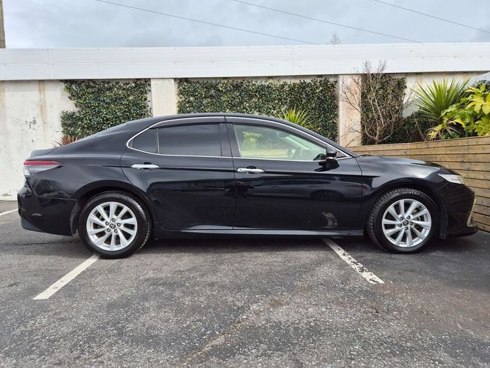 Toyota Camry 2021