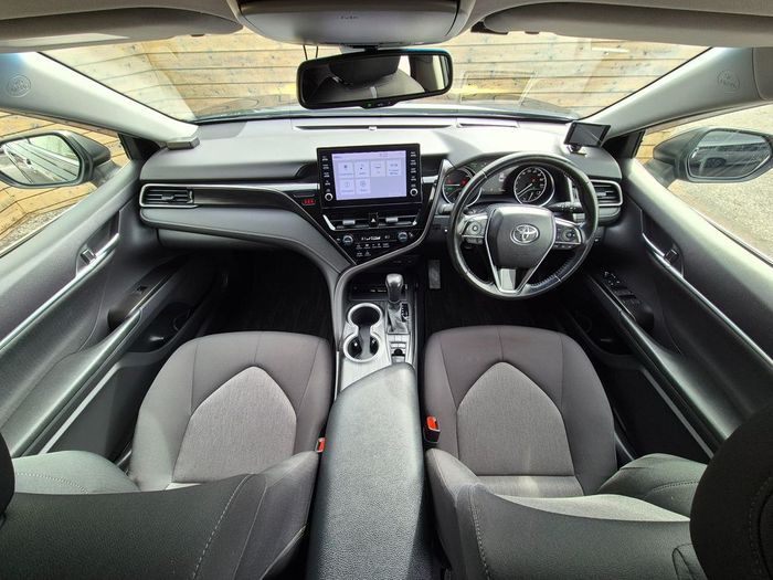 Toyota Camry 2021