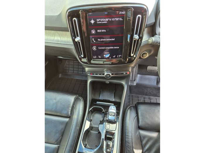 Volvo XC40 2022