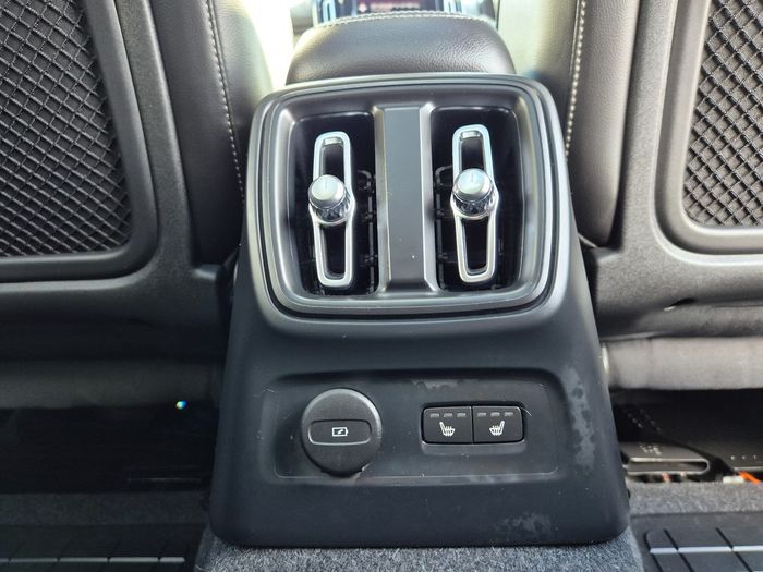 Volvo XC40 2022