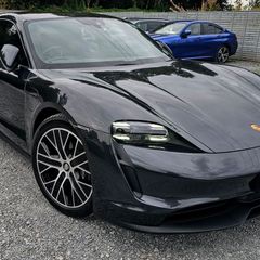 Porsche Taycan 2022