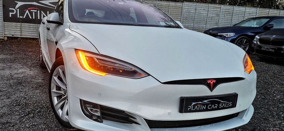 Tesla Model S 2018