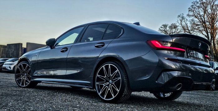 BMW 3 Series 2019