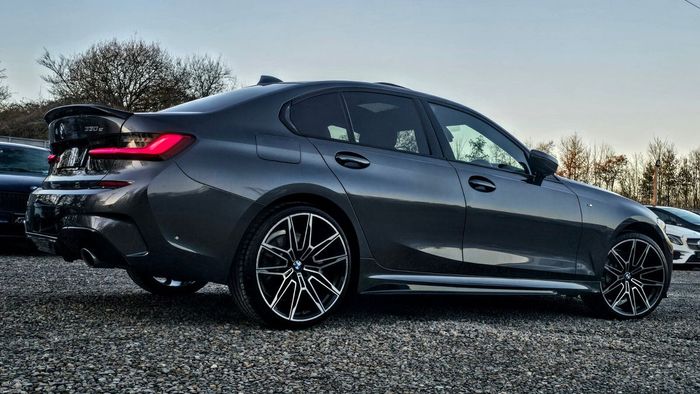 BMW 3 Series 2019