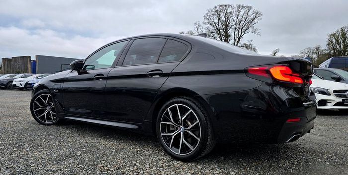BMW 5 Series 2022