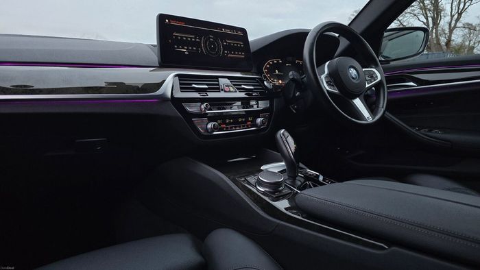 BMW 5 Series 2022