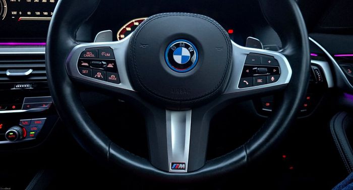 BMW 5 Series 2022