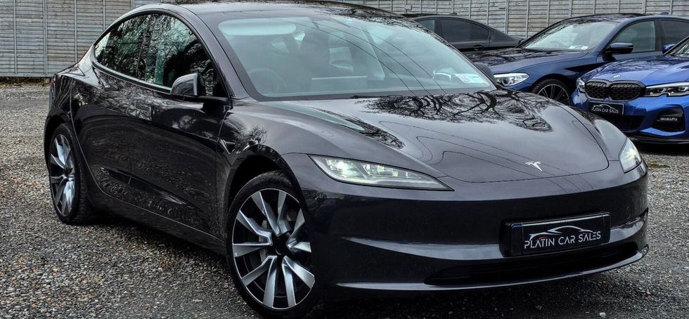 Tesla Model 3 2024