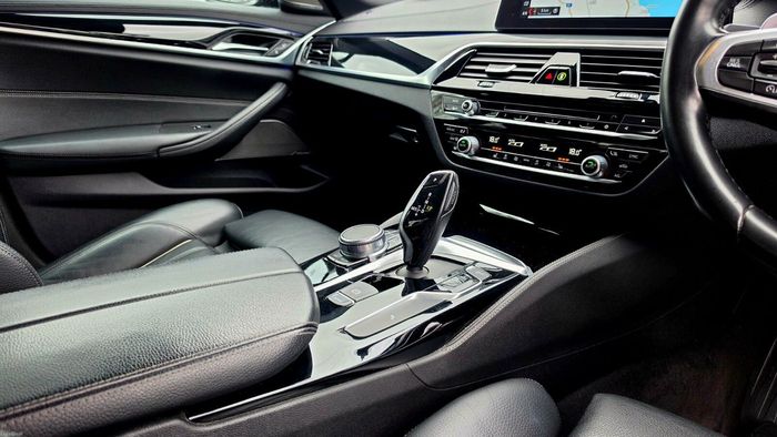BMW 5 Series 2018