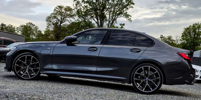 BMW 3 Series 2020
