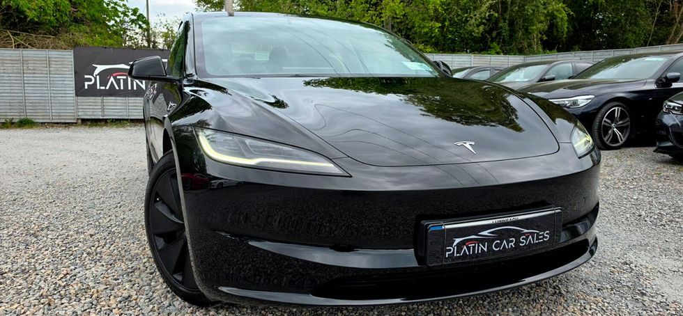 Tesla Model 3 2024