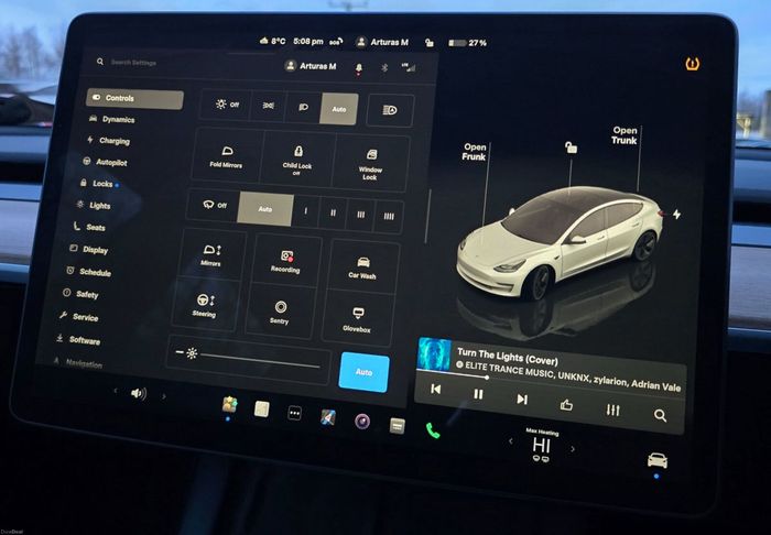 Tesla Model 3 2022