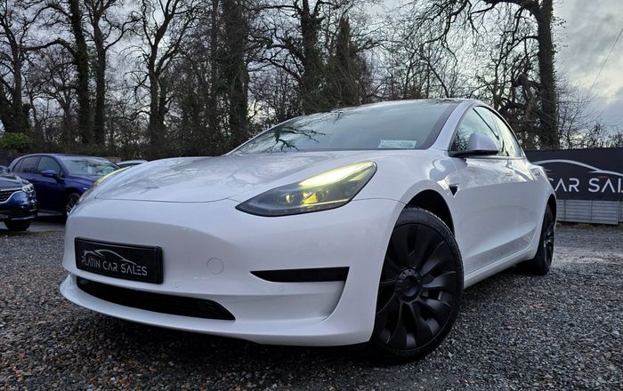 Tesla Model 3 2022