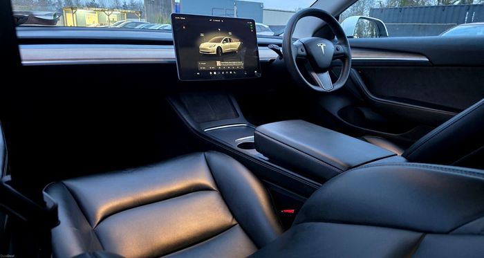 Tesla Model 3 2022